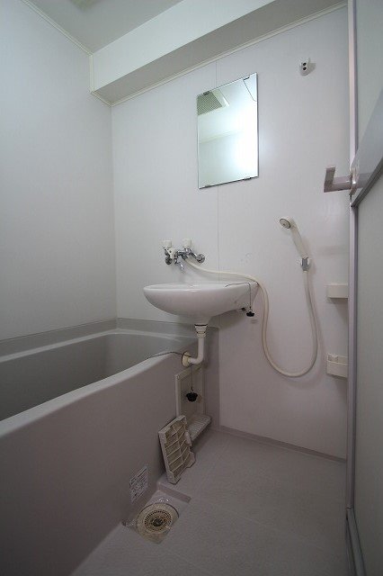 バス・シャワールーム　同物件別室です。