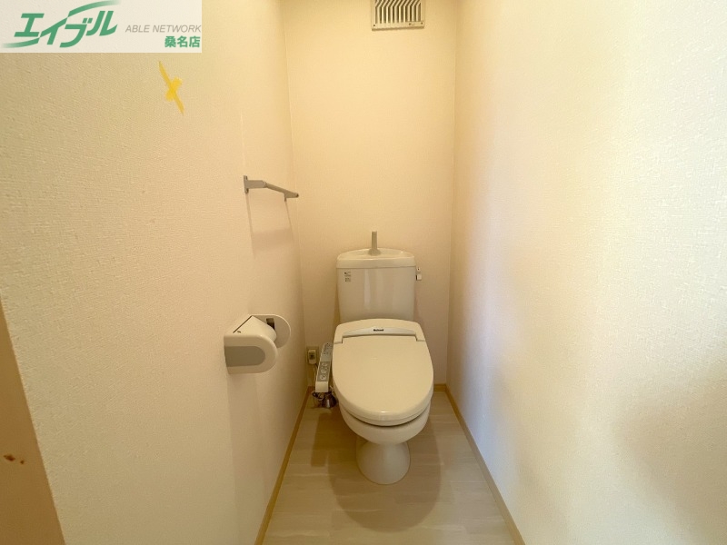 トイレ　同物件別室反転