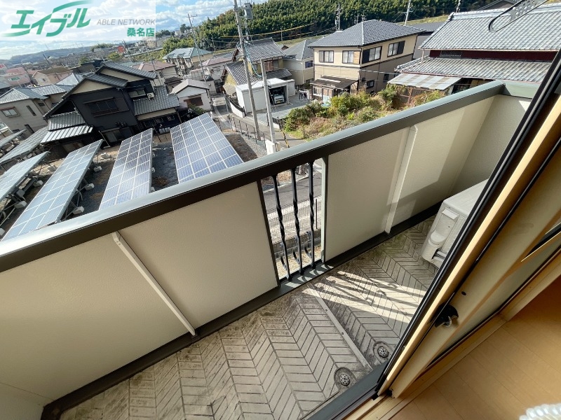 バルコニー　同物件別室反転