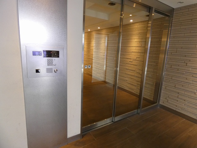 エントランス　エントランス