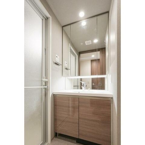 洗面設備　人気の独立洗面台♪