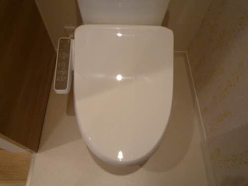 その他部屋・スペース　温水洗浄便座
