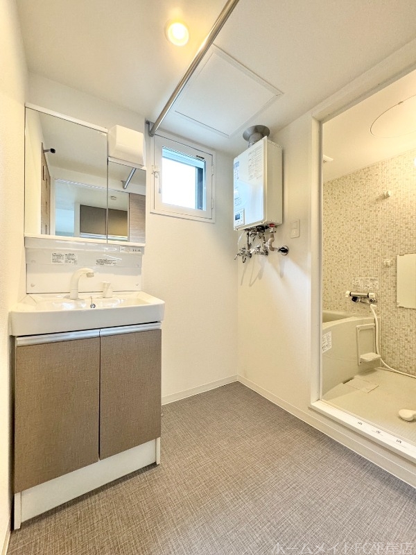 洗面設備　洗面化粧台あります♪