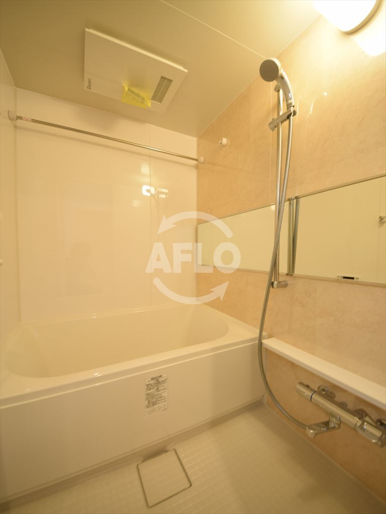 バス・シャワールーム　ディオスカーボ難波　風呂