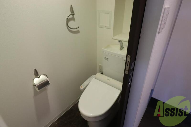 トイレ　ウォシュレットついてます