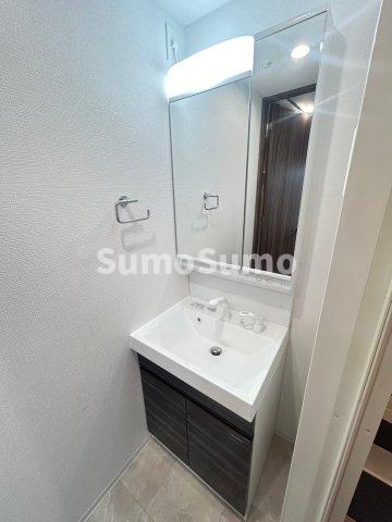 洗面設備　スペースが確保できる洗面所です