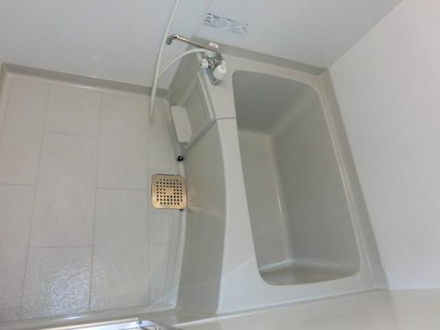 バス・シャワールーム　きれいな浴室です