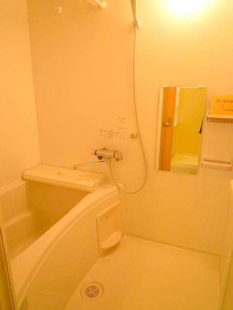 バス・シャワールーム　★追い焚きに浴室乾燥機完備★