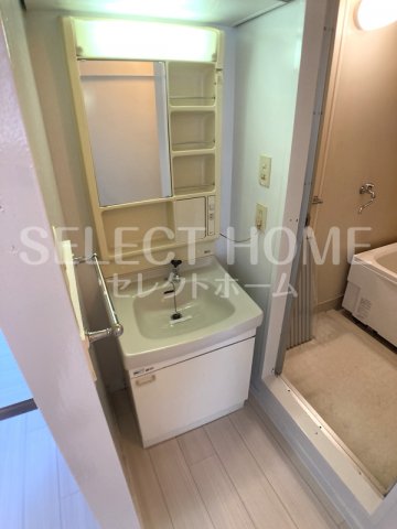 洗面設備　同型タイプ