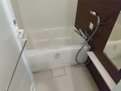 バス・シャワールーム　別部屋の参考写真となります