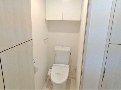 トイレ　別部屋の参考写真となります