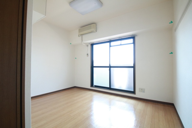 居室・リビング　別室の参考写真です。※現況優先