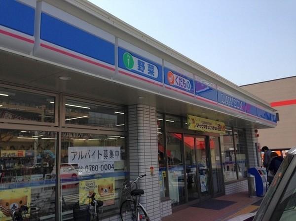 コンビニ　ローソン住道矢田五丁目店（コンビニ）まで762m