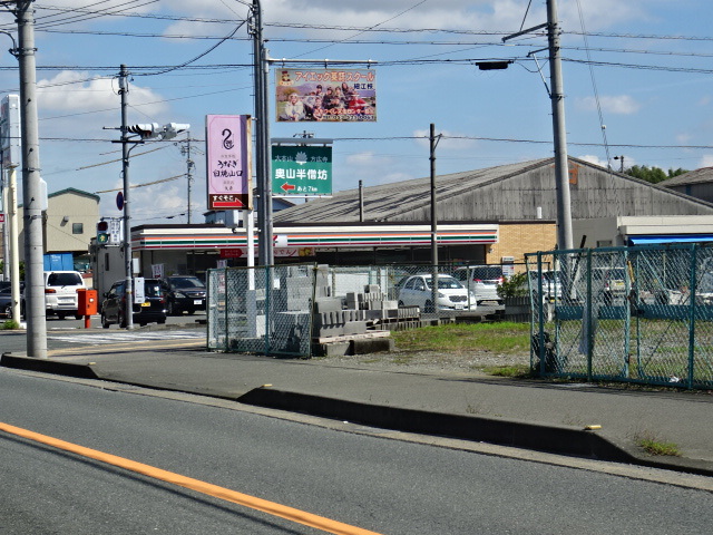 コンビニ　セブンイレブン細江気賀北店（コンビニ）まで742m