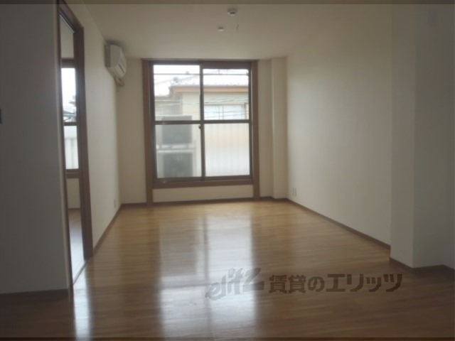 居室・リビング　居室