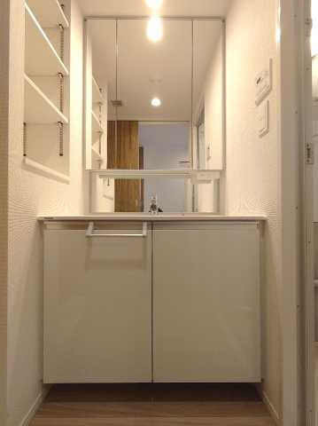 洗面設備　他部屋参照