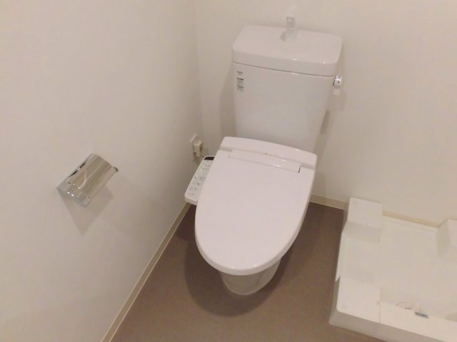 トイレ　レガリス品川サウス