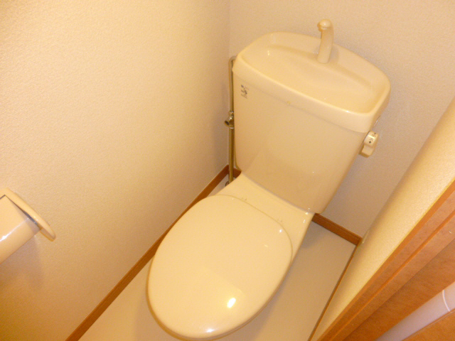 トイレ　バストイレはセパレートタイプです