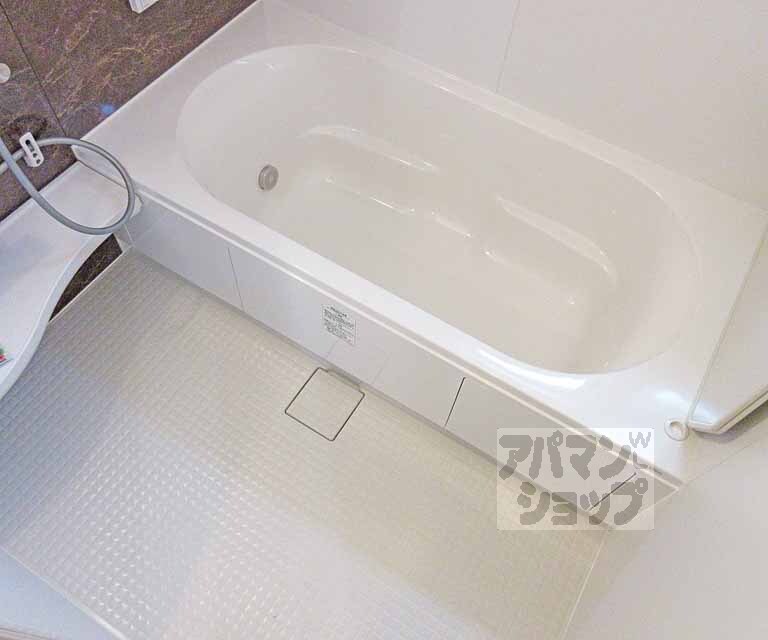 バス・シャワールーム　ゆったりくつろげるバスルームです！