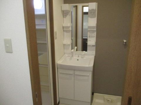 洗面設備　洗髪洗面化粧台