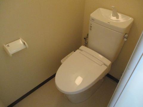 トイレ　シャワー付トイレ