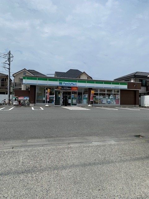 コンビニ　ファミリーマート羽村富士見平店（コンビニ）まで350m