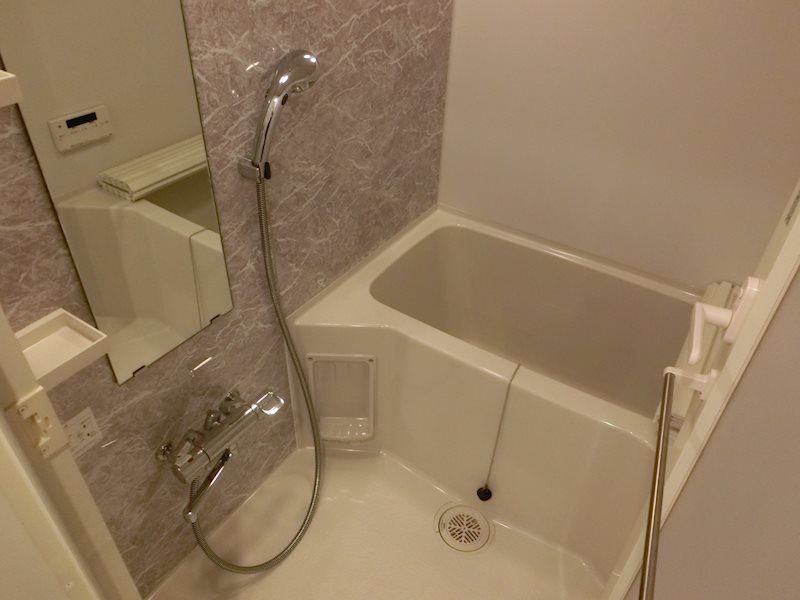 バス・シャワールーム