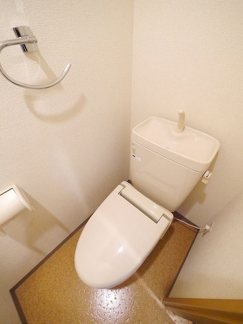 トイレ　★お部屋探しは株式会社タウンハウジング東京まで★