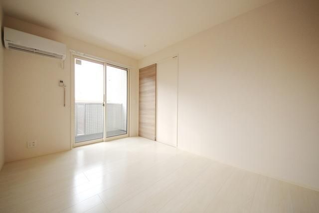 その他設備　エアコンついてます