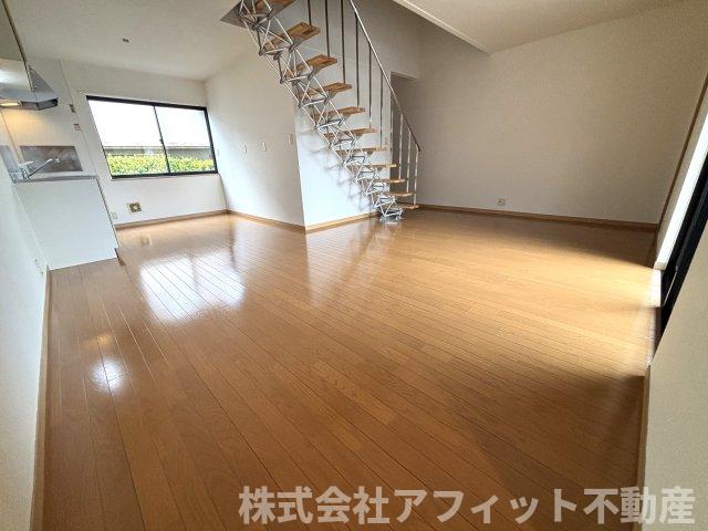 居室・リビング　LDK15.8帖