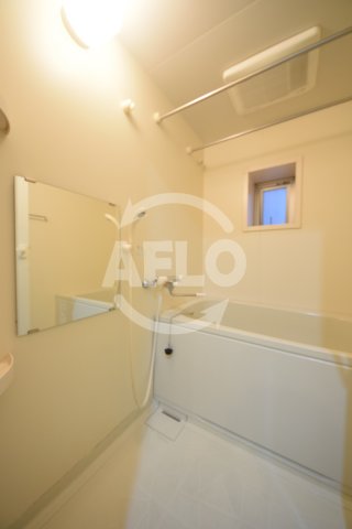 バス・シャワールーム　オーシャン松屋町　浴室