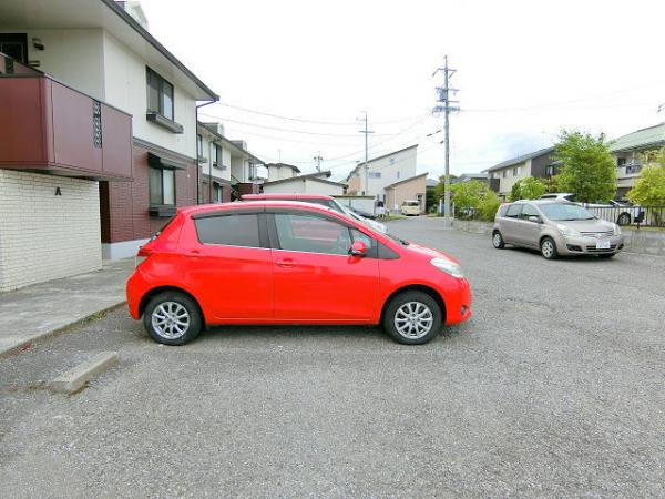 駐車場　平面駐車場
