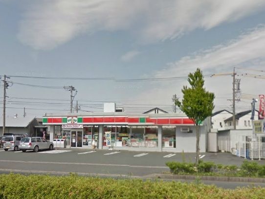 コンビニ　セブンイレブン浜松初生西店（コンビニ）まで142m