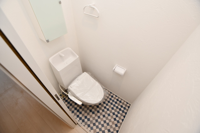 トイレ　トイレ