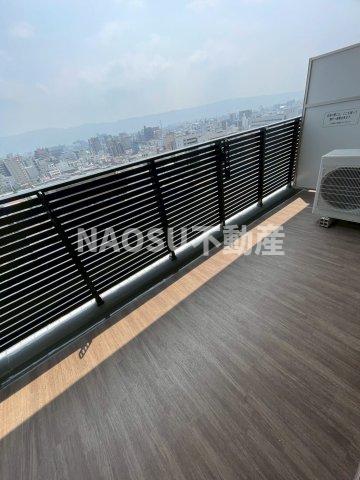 バルコニー　落ち着いた時間を過ごせるバルコニーです