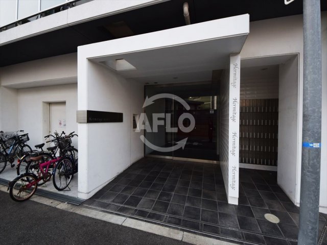 エントランス　エルミタージュ難波南V　エントランス