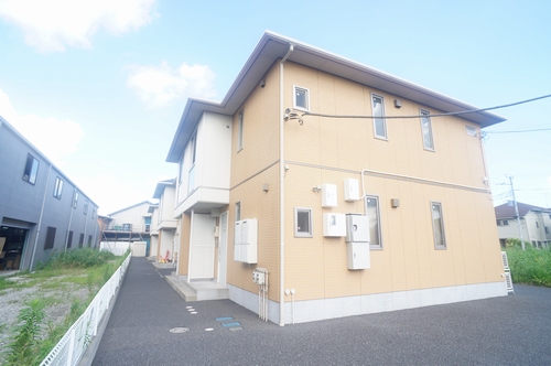 建物外観　積水ハウス施工の賃貸住宅『シャーメゾン』