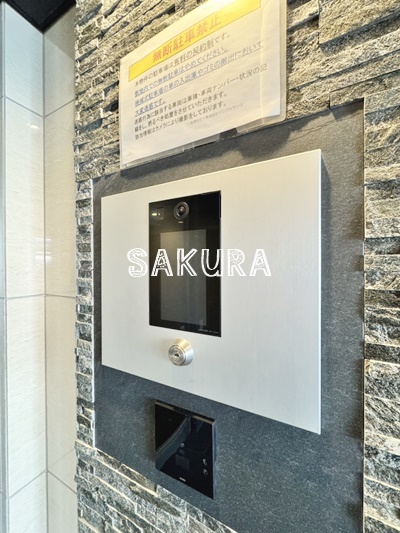 セキュリティ　不審者、勧誘員をシャットアウトできるオートロックです♪