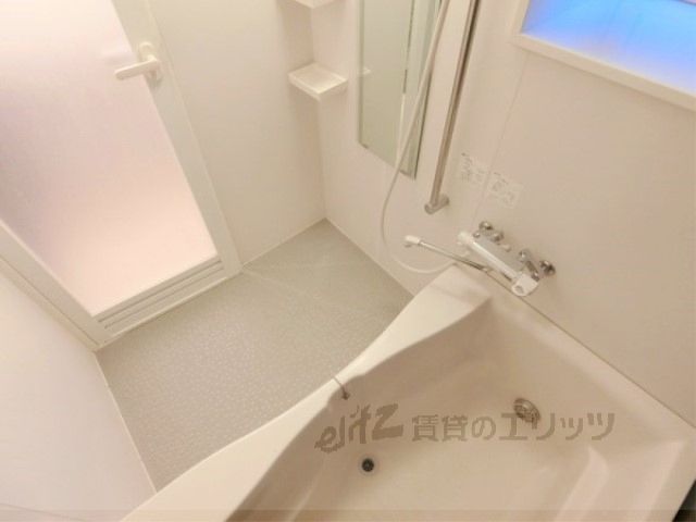 バス・シャワールーム　風呂