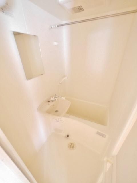 バス・シャワールーム　★きれいな浴室★