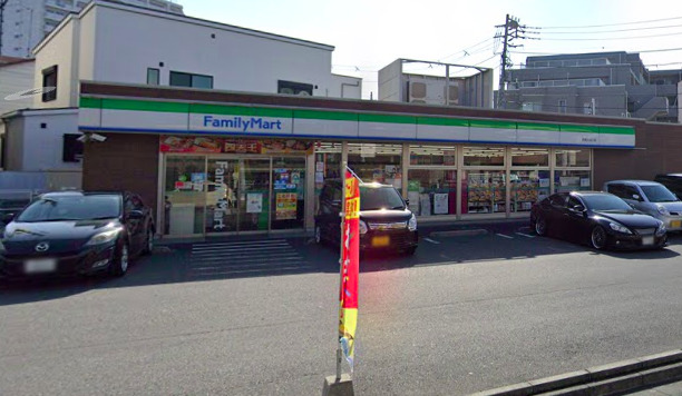 コンビニ　ファミリーマート 板橋大谷口店（コンビニ）まで402m