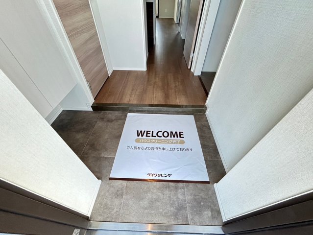 玄関　※参考写真