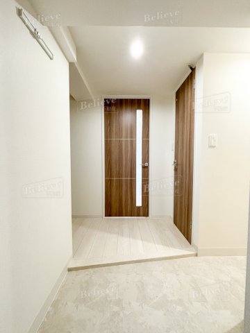 玄関　シューズボックス付きの玄関☆