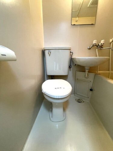 トイレ　トイレ(3点UB)※同タイプ別部屋2023.4撮影