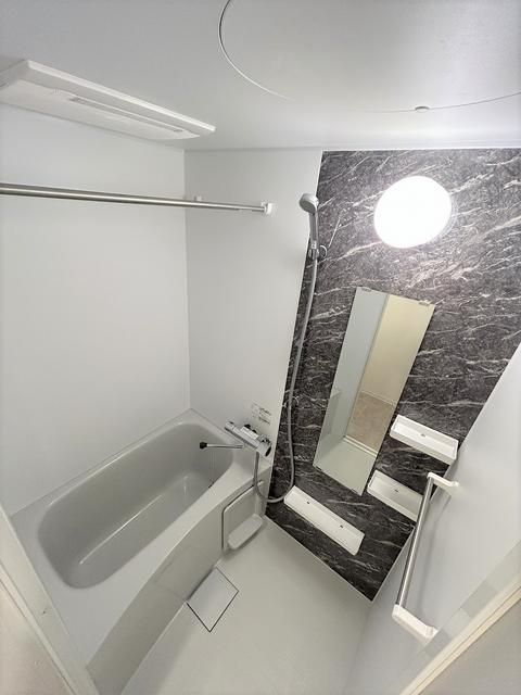 バス・シャワールーム　お風呂で日々の疲れを落としましょう