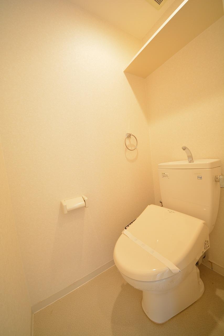 トイレ　メゾン・ド・ヴィレ大阪城公園前　トイレ