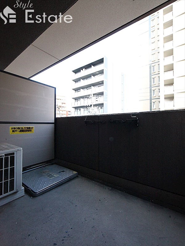 バルコニー　バルコニー