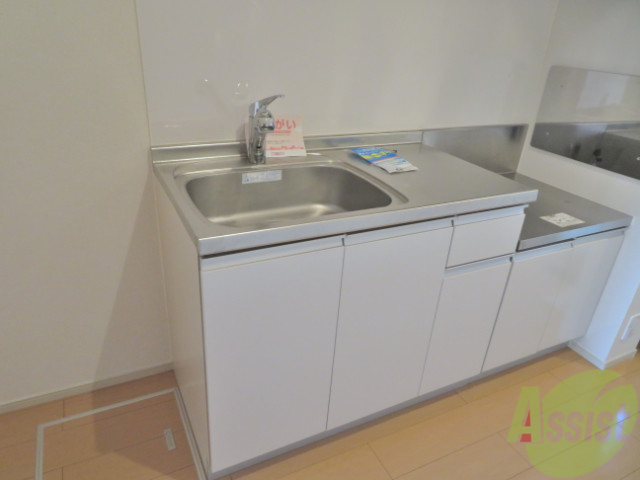 キッチン　広めのキッチンは料理が楽しくなりますね。