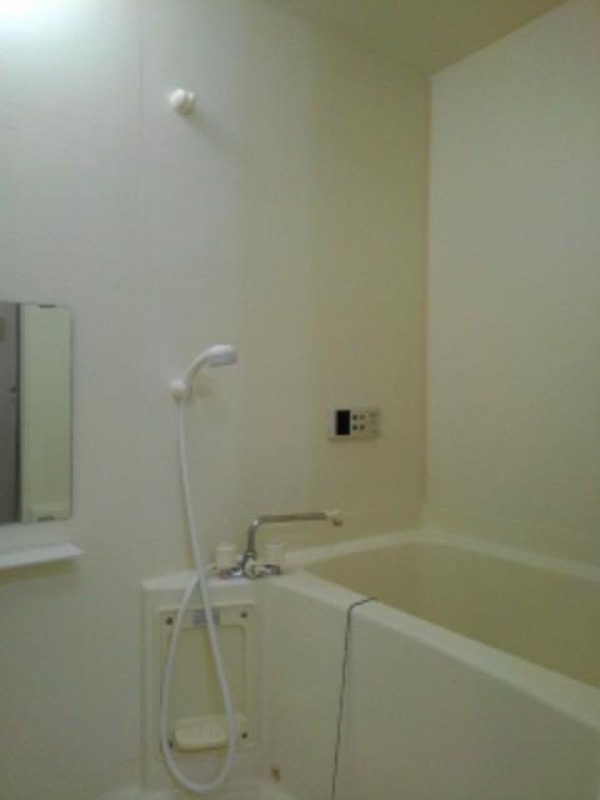 バス・シャワールーム　図面と現状に相違がある場合には現状を優先