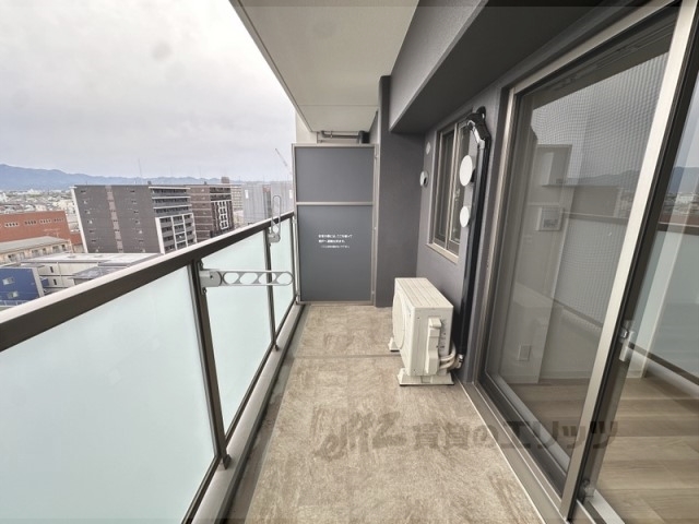 バルコニー　東側